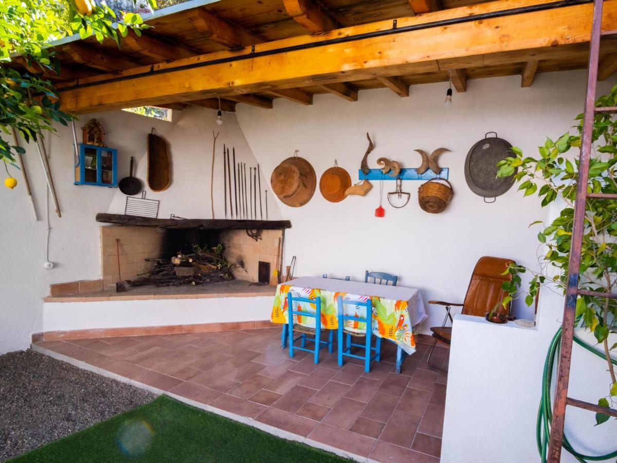 B&B Ziu Anacletu Villaputzu Exterior foto